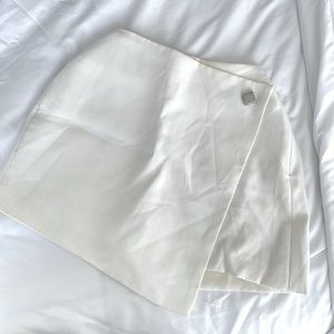 White Skort - Size Small